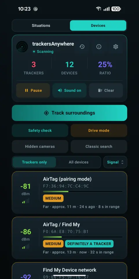 Device list showing the number of trackers found, signal strength in dBm and a risk grade per device
